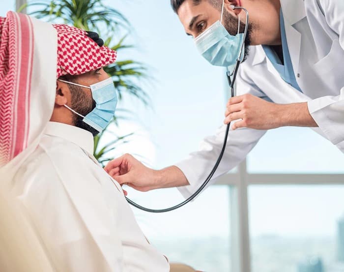 إنفلونزا، زكام أم كوفيد؟ كيف تميّز أعراضك خلال موسم الإنفلونزا في الرياض؟